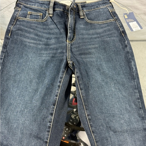 Universal Thread Blue Skinny Jeans - Picture 1 of 3